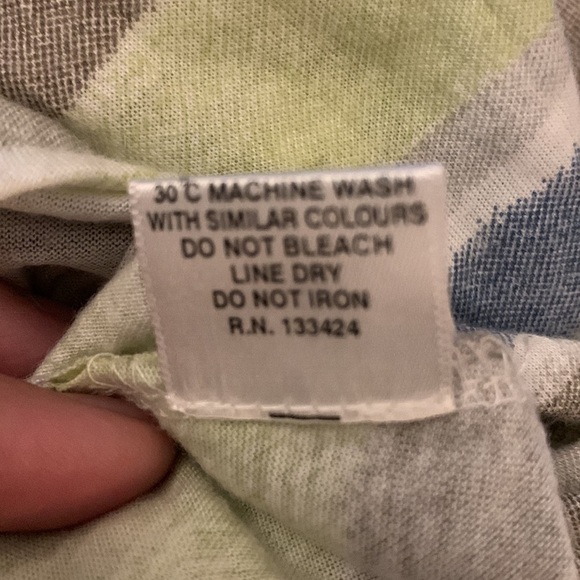 APT Designs Polyester Viscose dress with pockets, made in India, Size Large - Picture 6 of 6